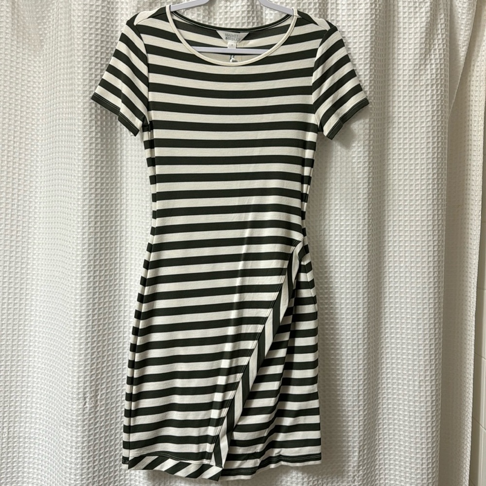 NWT knit dress